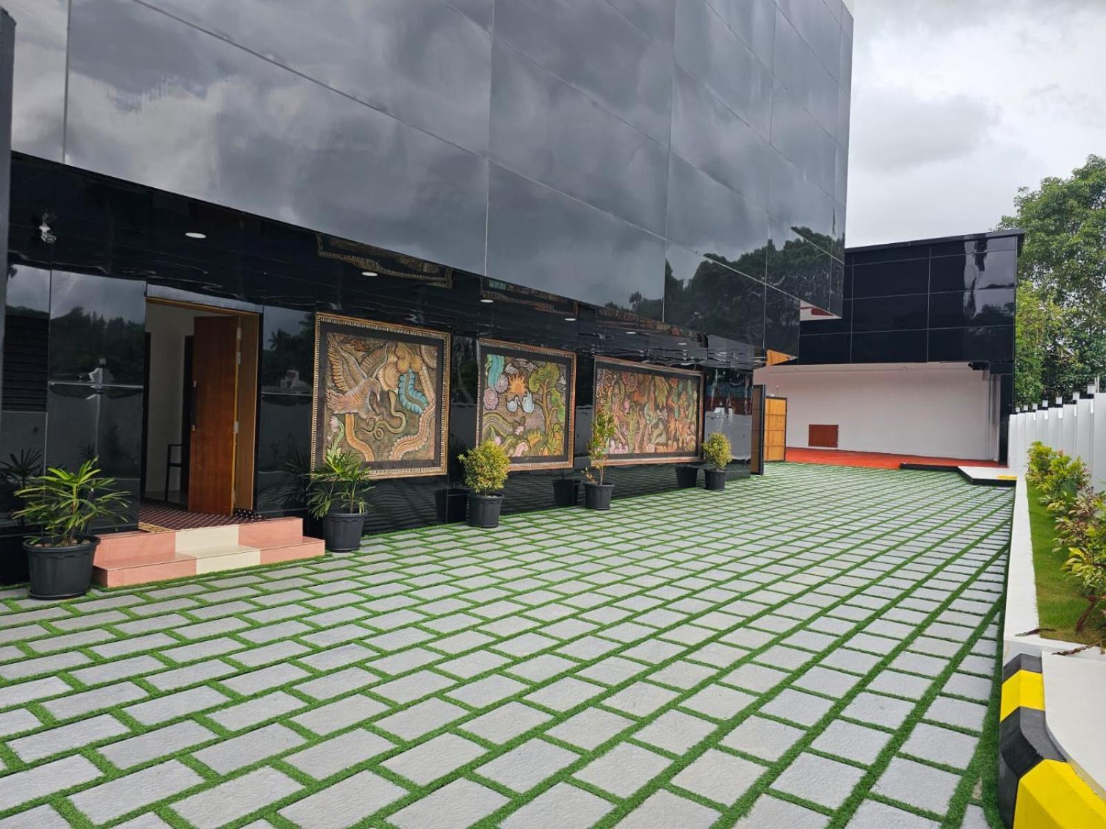 Pearl Residency Hotel Ayoor Luaran gambar