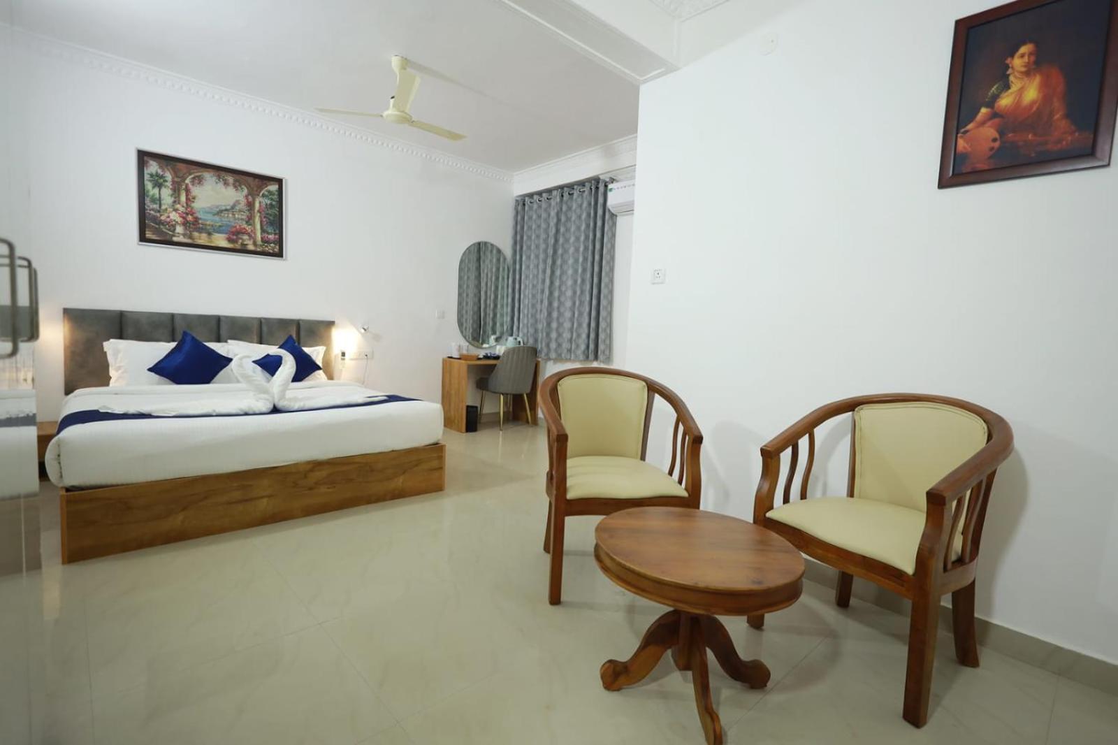 Pearl Residency Hotel Ayoor Luaran gambar
